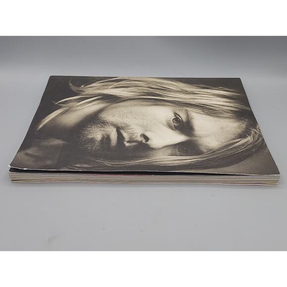 Kurt Cobain Rolling Stone COBAIN 1st Paperback Edition - Picture 5 of 16